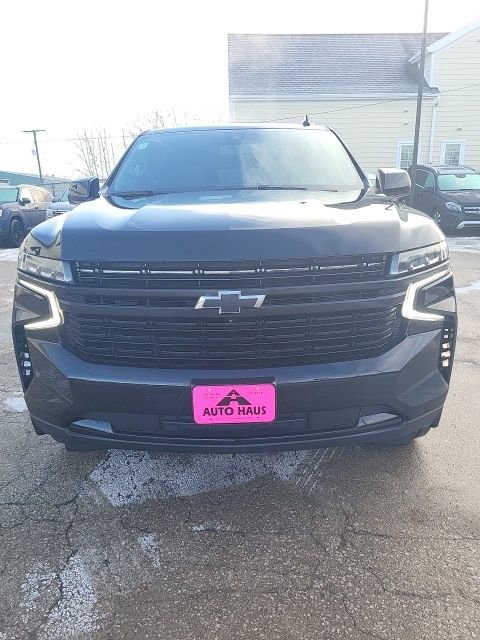Used 2021 Chevrolet Suburban RST w/ Luxury Package image 14