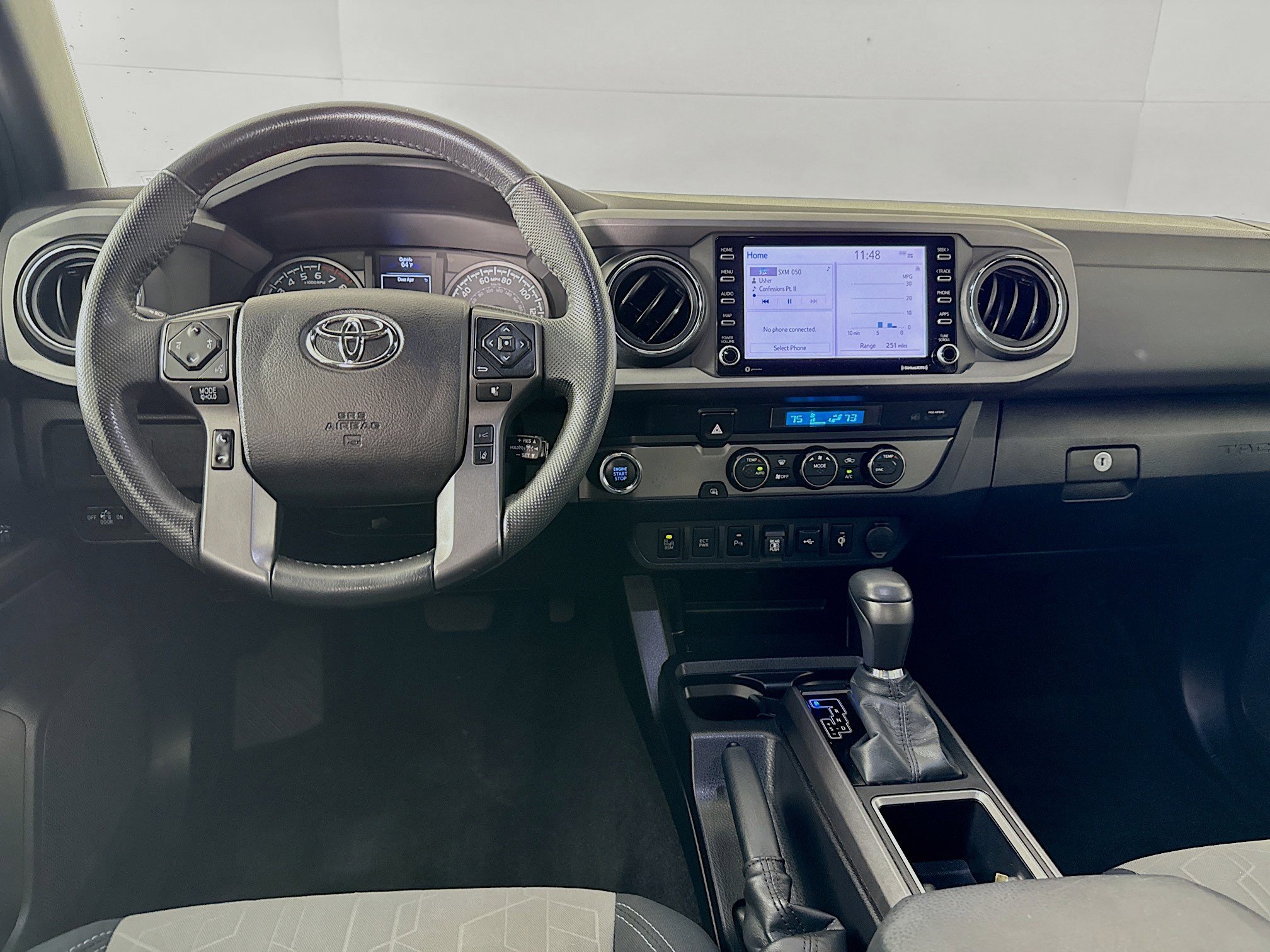 Used 2022 Toyota Tacoma TRD Off-Road w/ Technology Package image 25