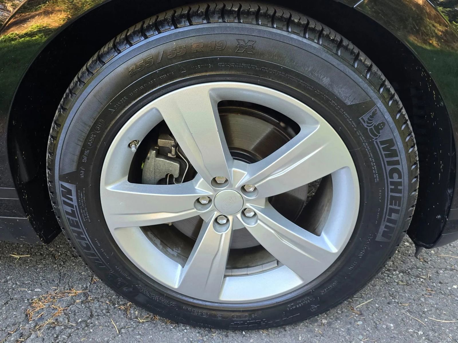 Used 2018 Land Rover Range Rover Velar S image 24