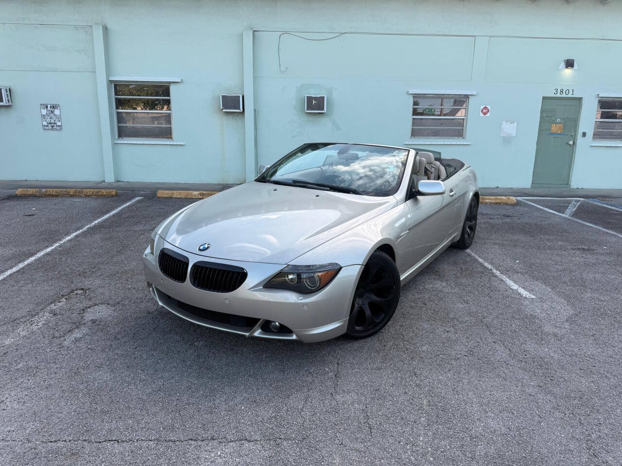 Used 2007 BMW 650i Convertible RWD image 2