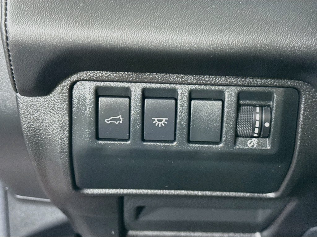 Used 2025 Subaru Ascent Limited AWD/4WD image 20