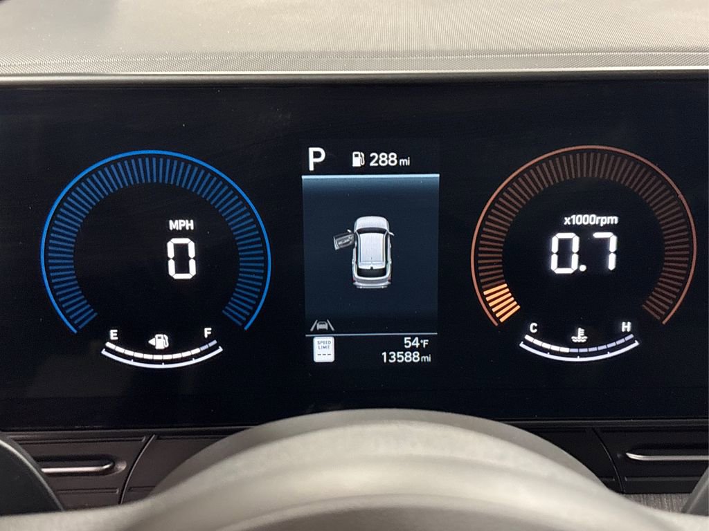 Used 2024 Hyundai Kona SEL image 21