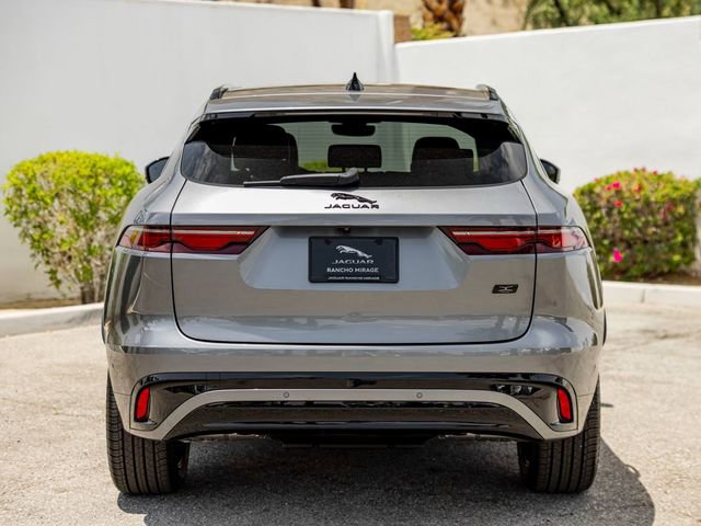 New 2026 Jaguar F-PACE R-Dynamic S image 8