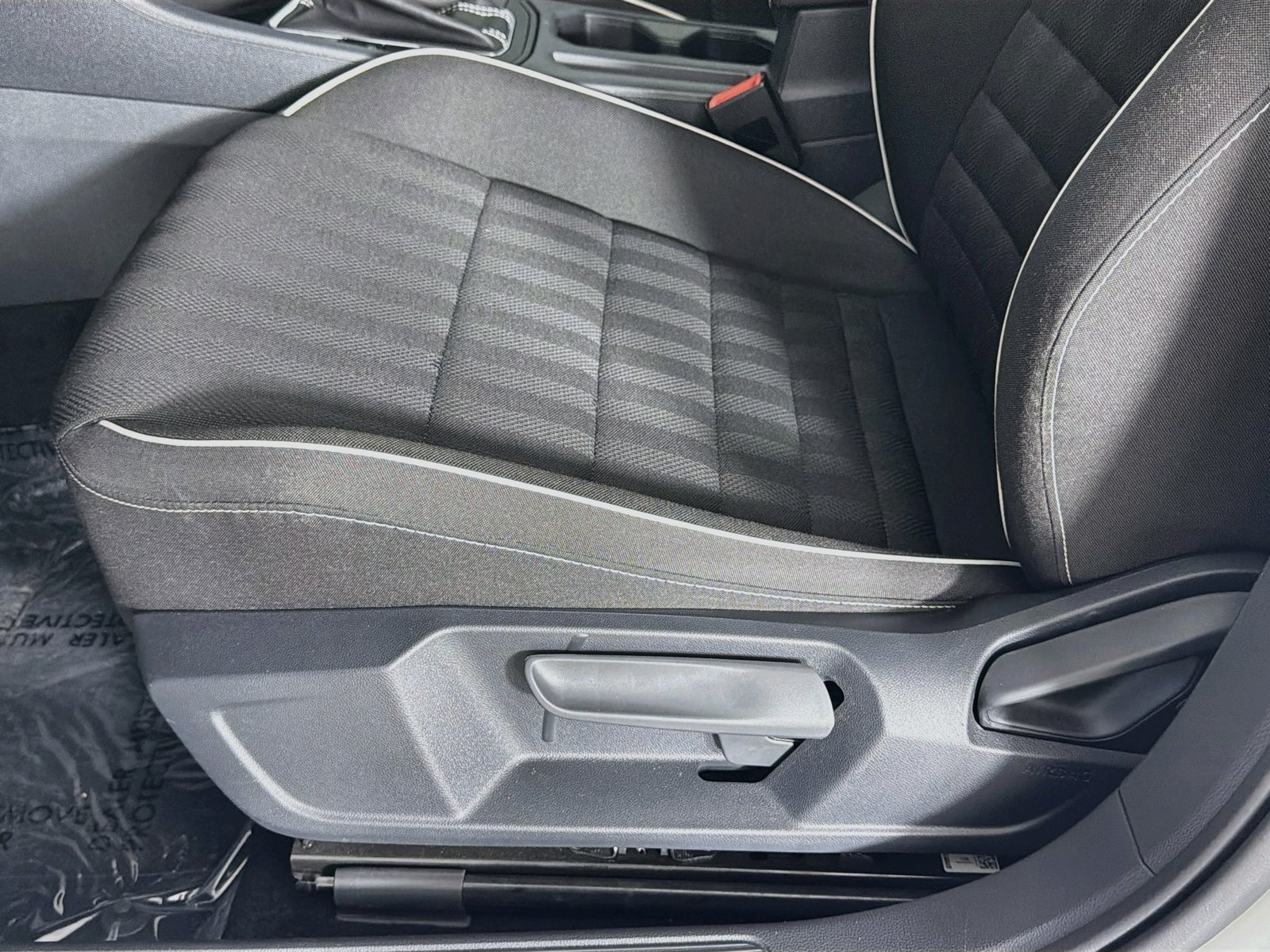 Used 2023 Volkswagen Jetta Sport FWD image 18