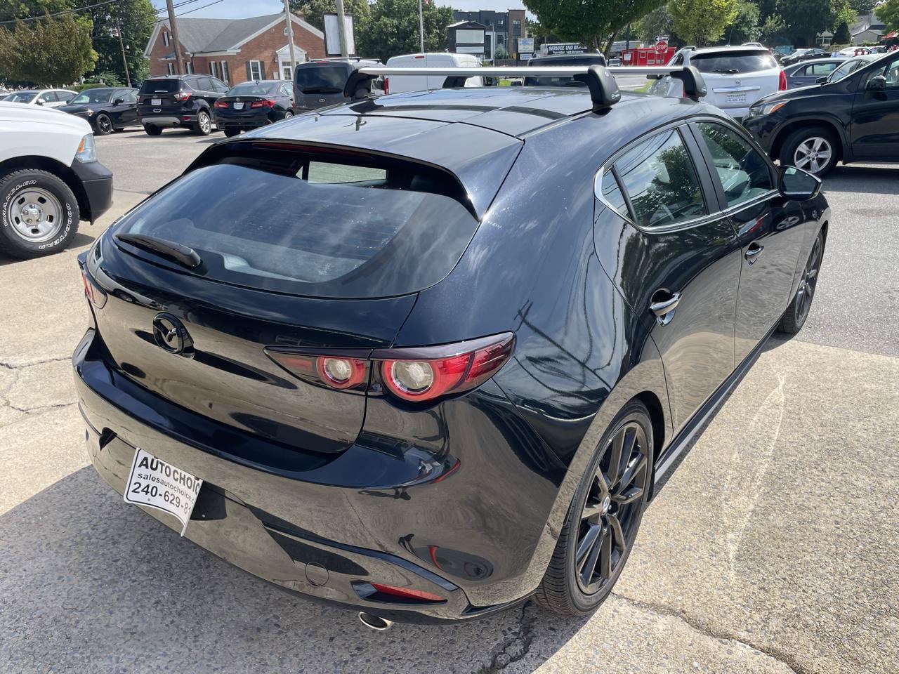 Used 2024 MAZDA MAZDA3 s FWD image 13