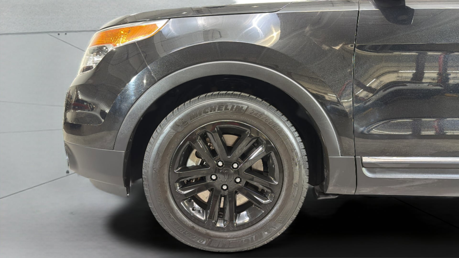 Used 2014 Ford Explorer XLT FWD image 36