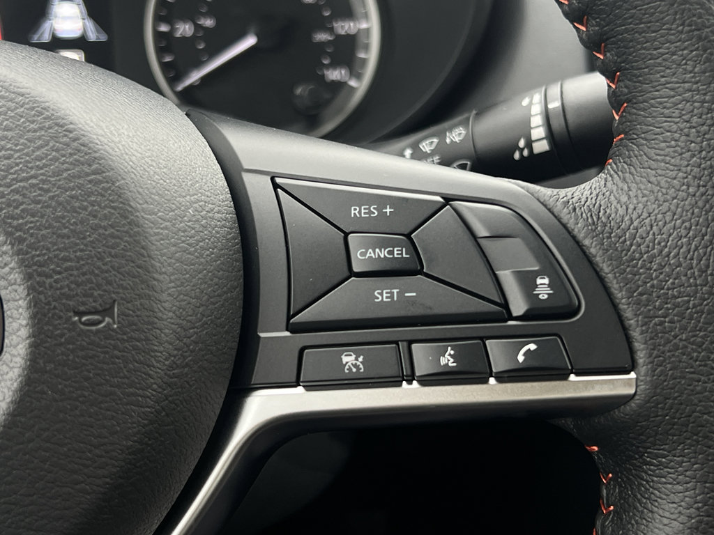 New 2025 Nissan Versa SR w/ Trunk Package image 20