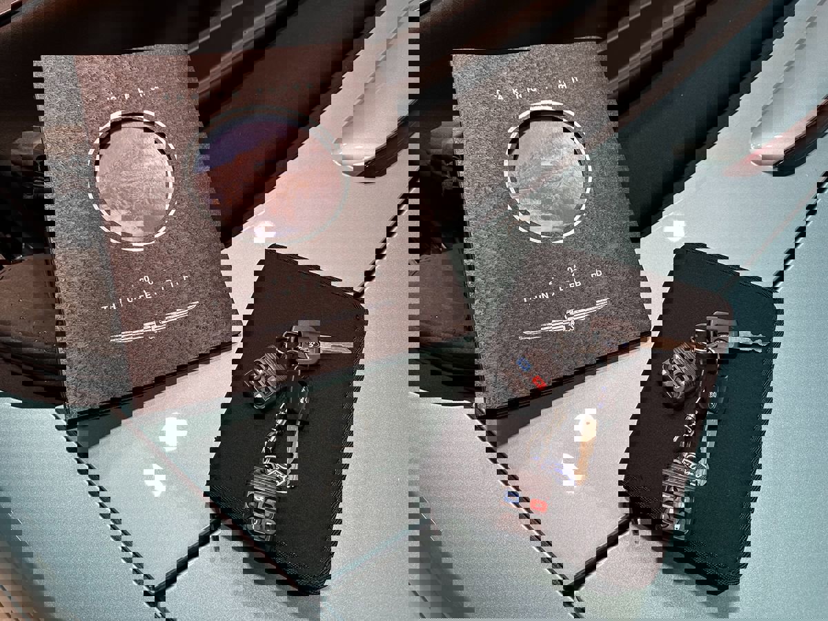 Used 2002 Ford Thunderbird image 37