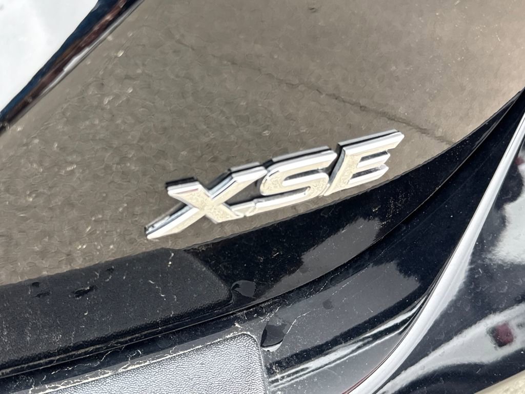 Used 2023 Toyota Camry XSE image 5