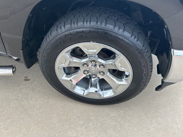 Used 2019 RAM 1500 Big Horn RWD image 12