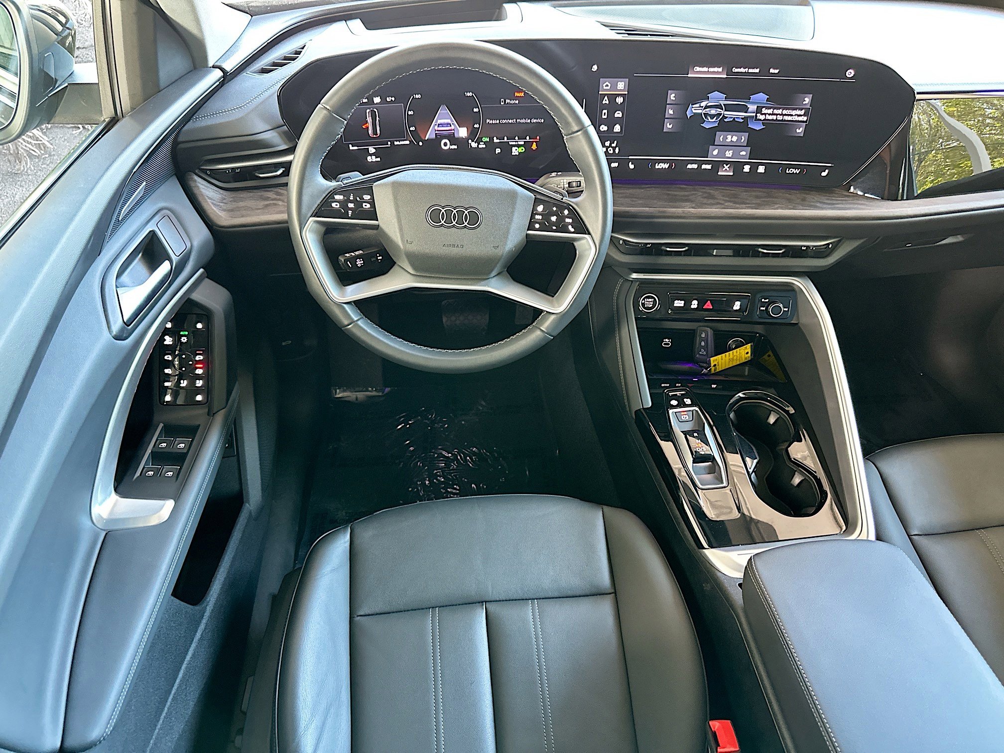 Used 2025 Audi Q5 Premium Plus w/ Premium Plus AWD/4WD image 23