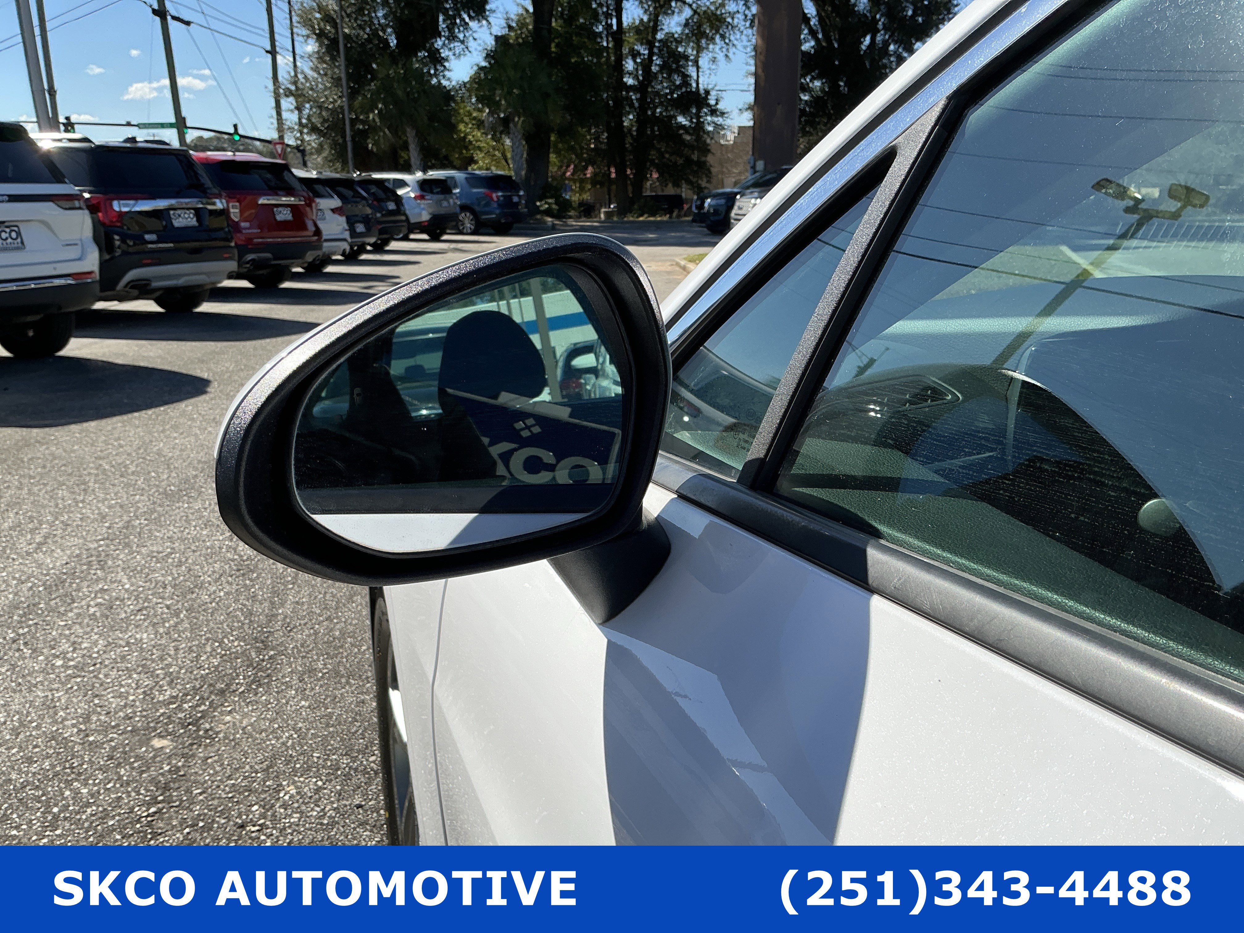 Used 2021 Kia K5 LXS image 10