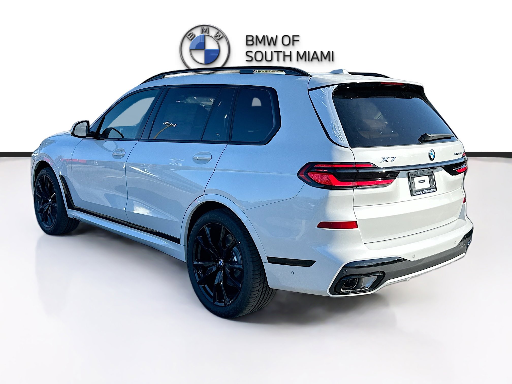 New 2026 BMW X7 xDrive40i w/ M Sport Package image 4