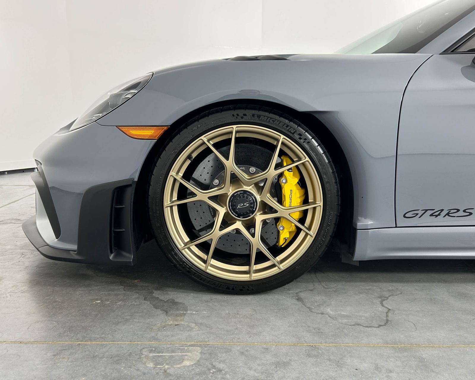 Certified 2025 Porsche 718 Cayman GT4 RS image 11