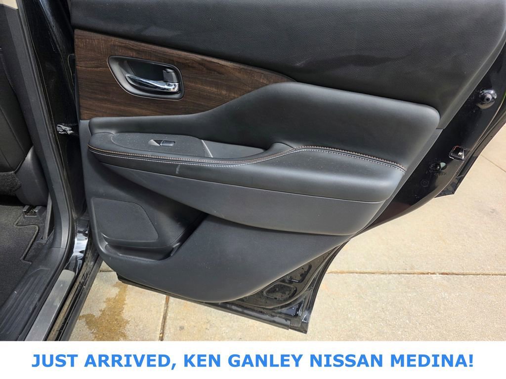 Certified 2023 Nissan Murano Platinum w/ Cargo Package AWD/4WD image 20