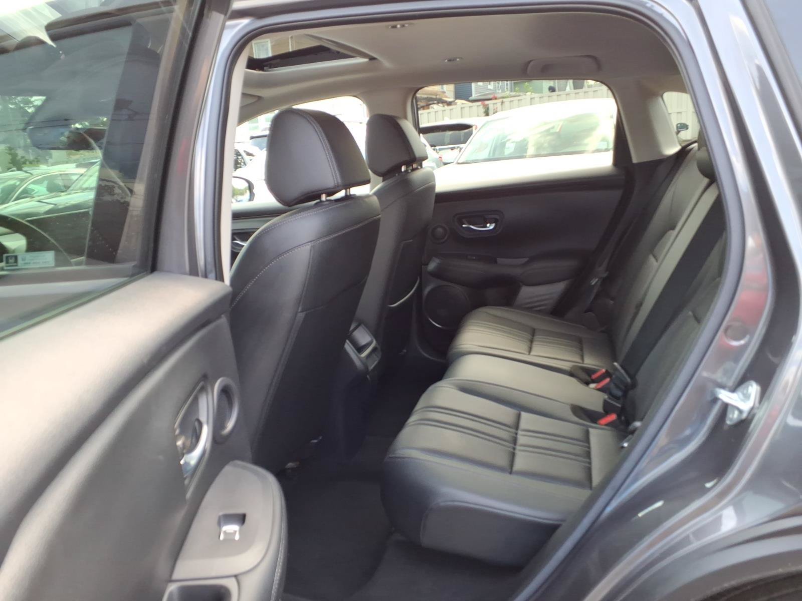 Certified 2024 Honda HR-V EX-L image 11