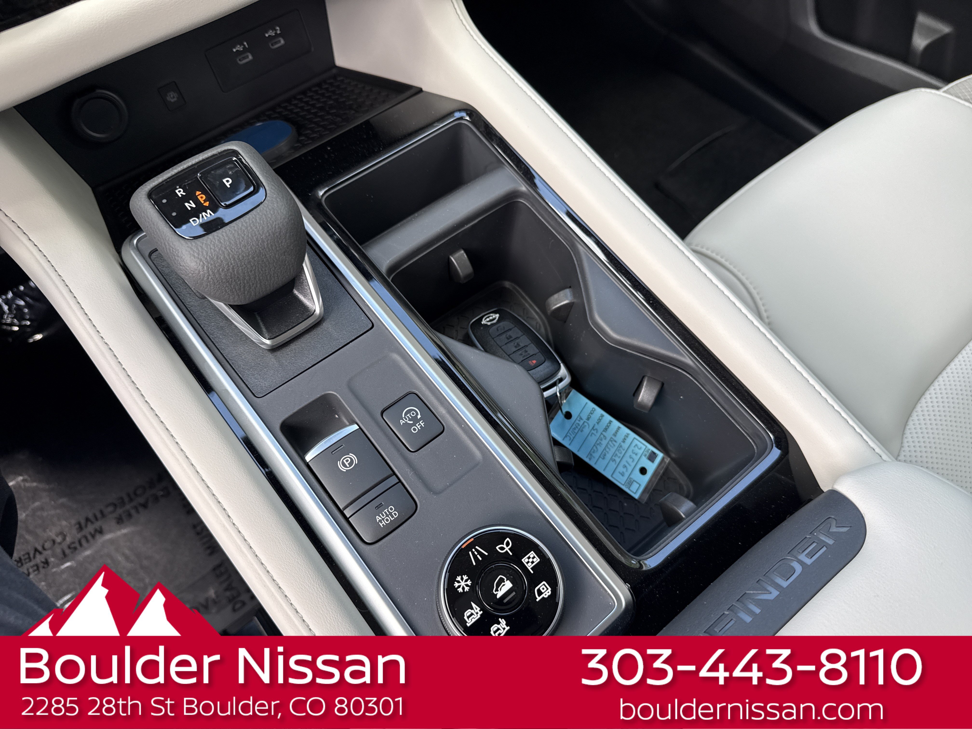 New 2026 Nissan Pathfinder SL w/ SL Premium Package AWD/4WD image 24
