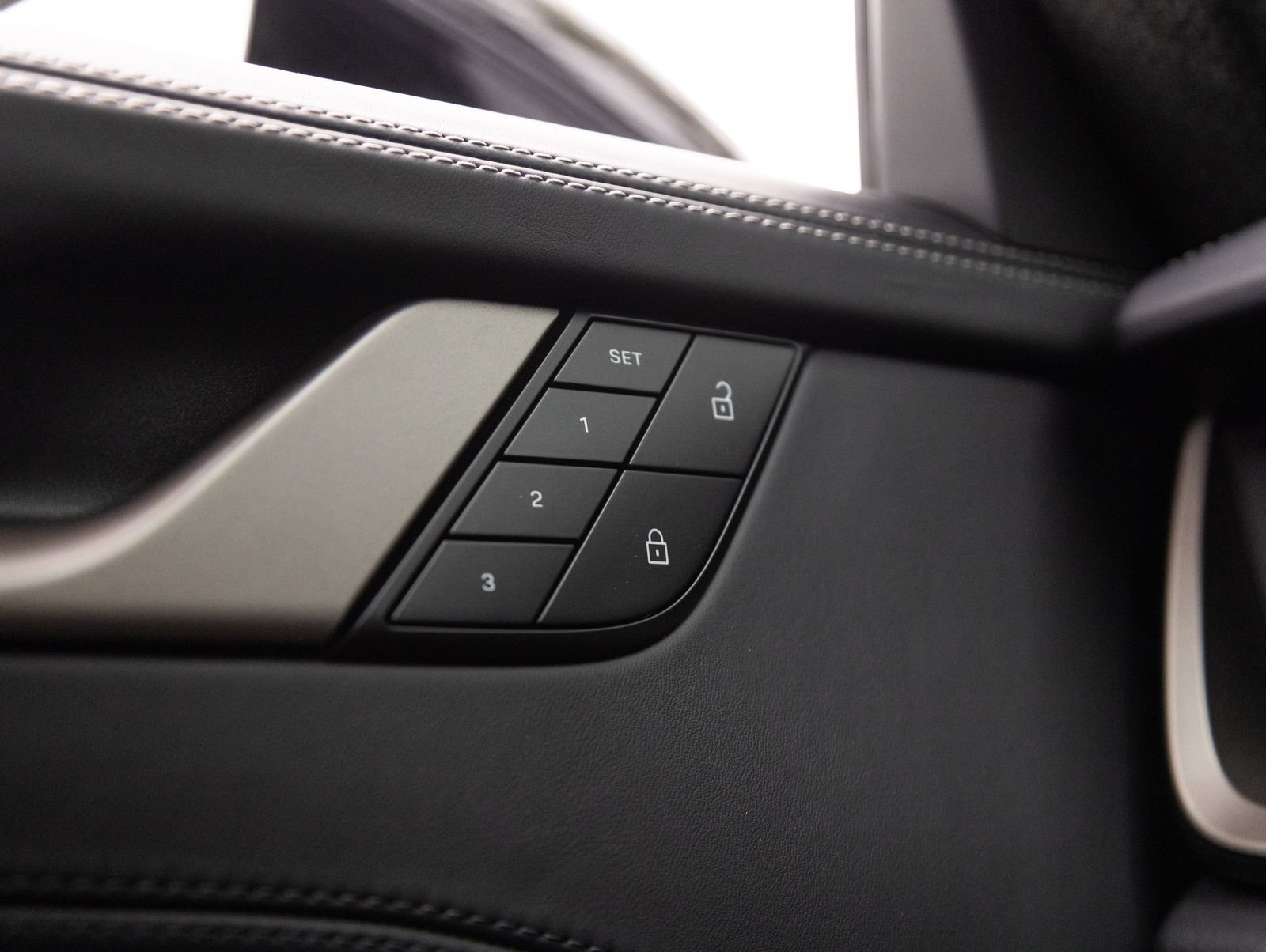 Certified 2025 Porsche 911 Turbo S AWD/4WD image 18