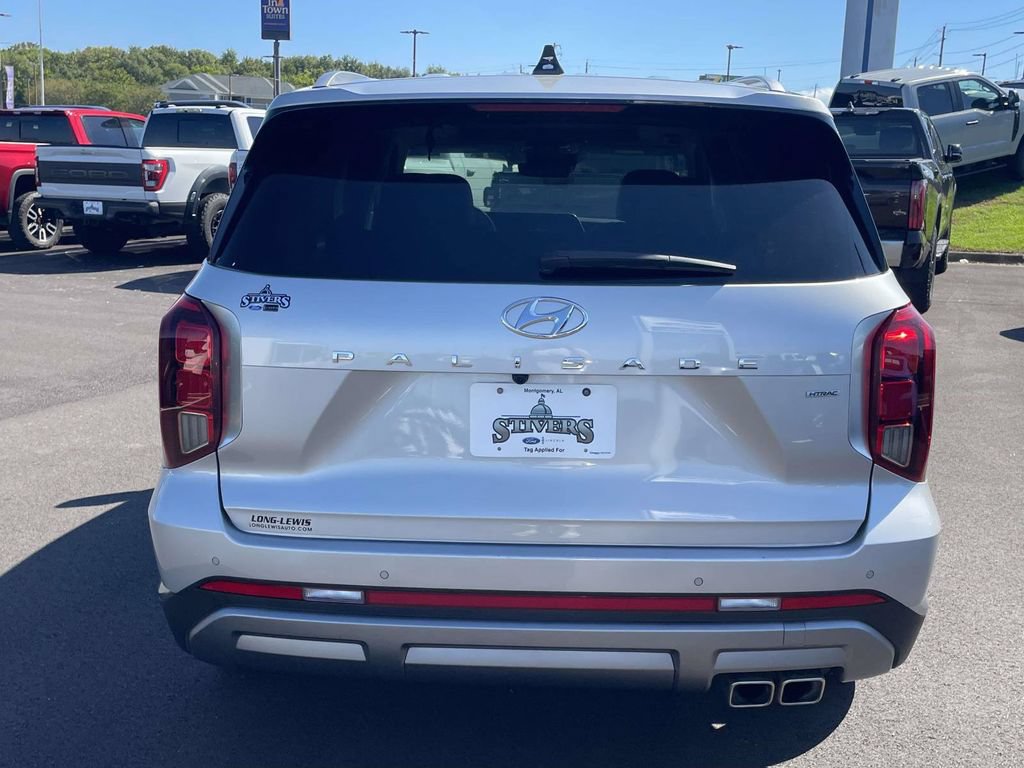 Used 2024 Hyundai Palisade Limited AWD/4WD image 4