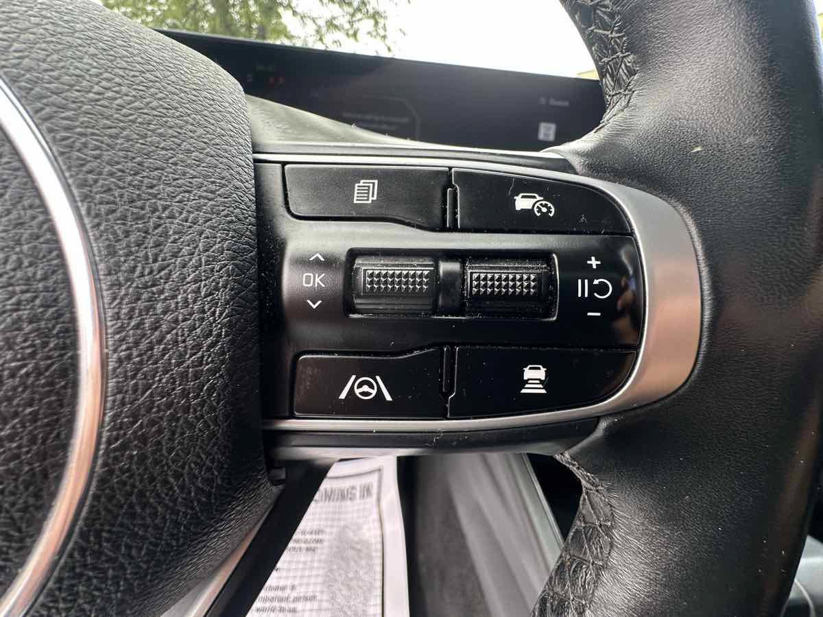 Used 2025 Kia K5 EX FWD image 17