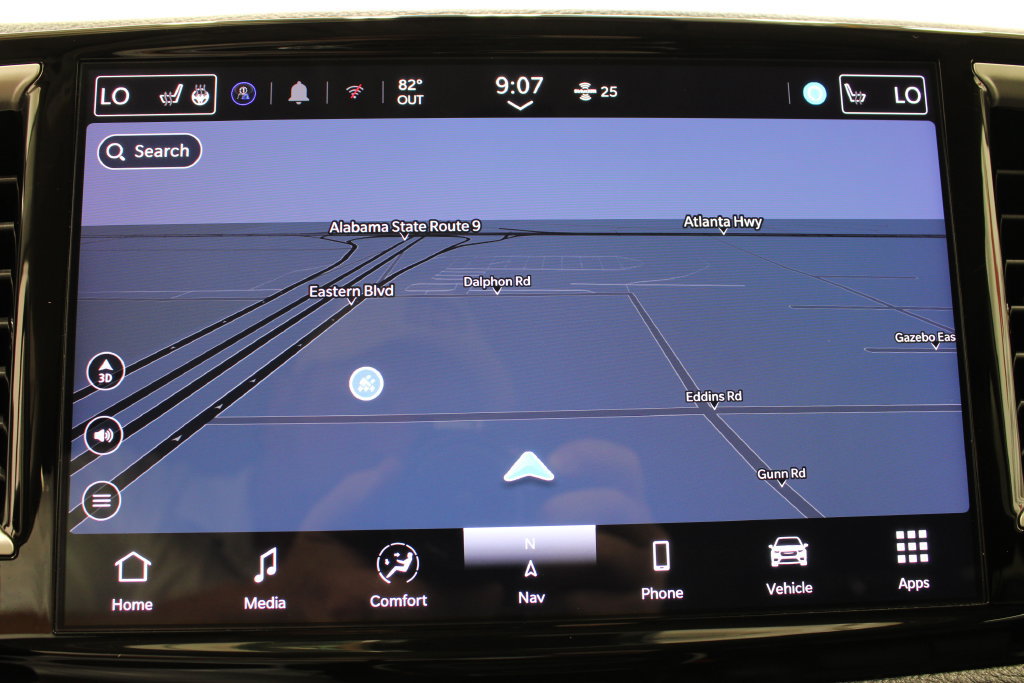 Used 2024 Chrysler Pacifica Limited FWD image 13