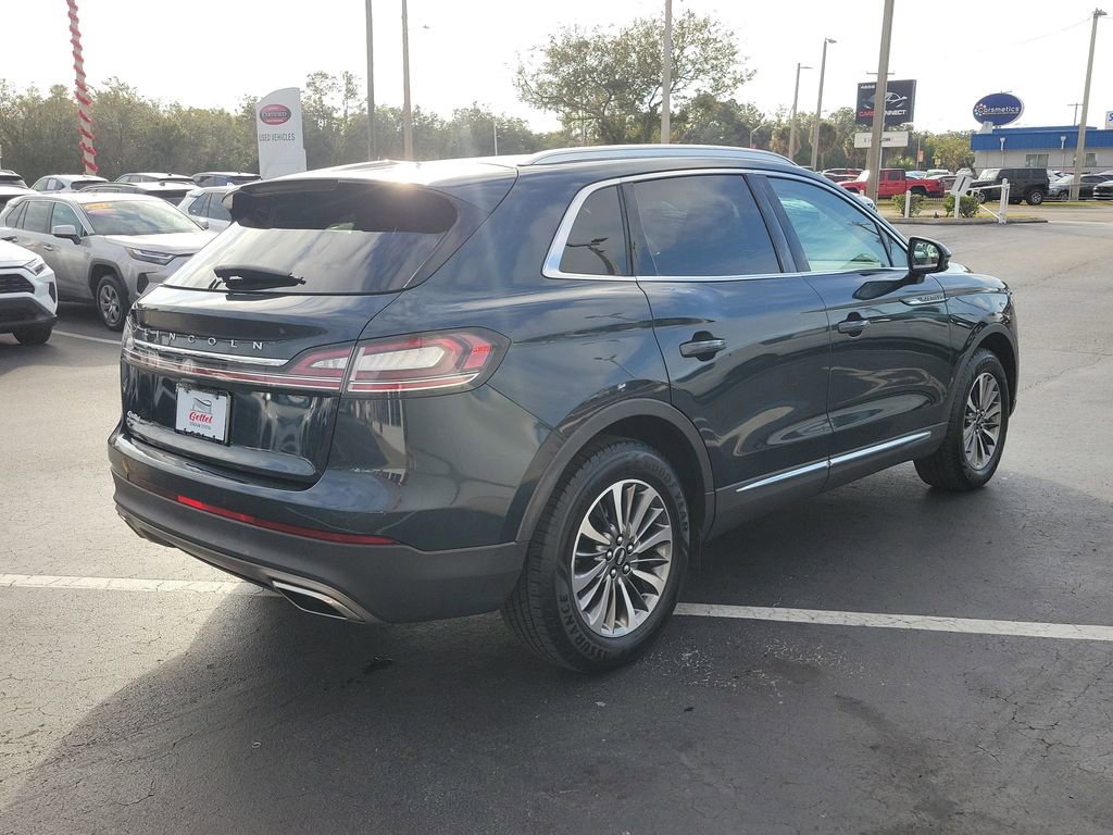 Used 2021 Lincoln Nautilus FWD w/ Equipment Group 101A image 3