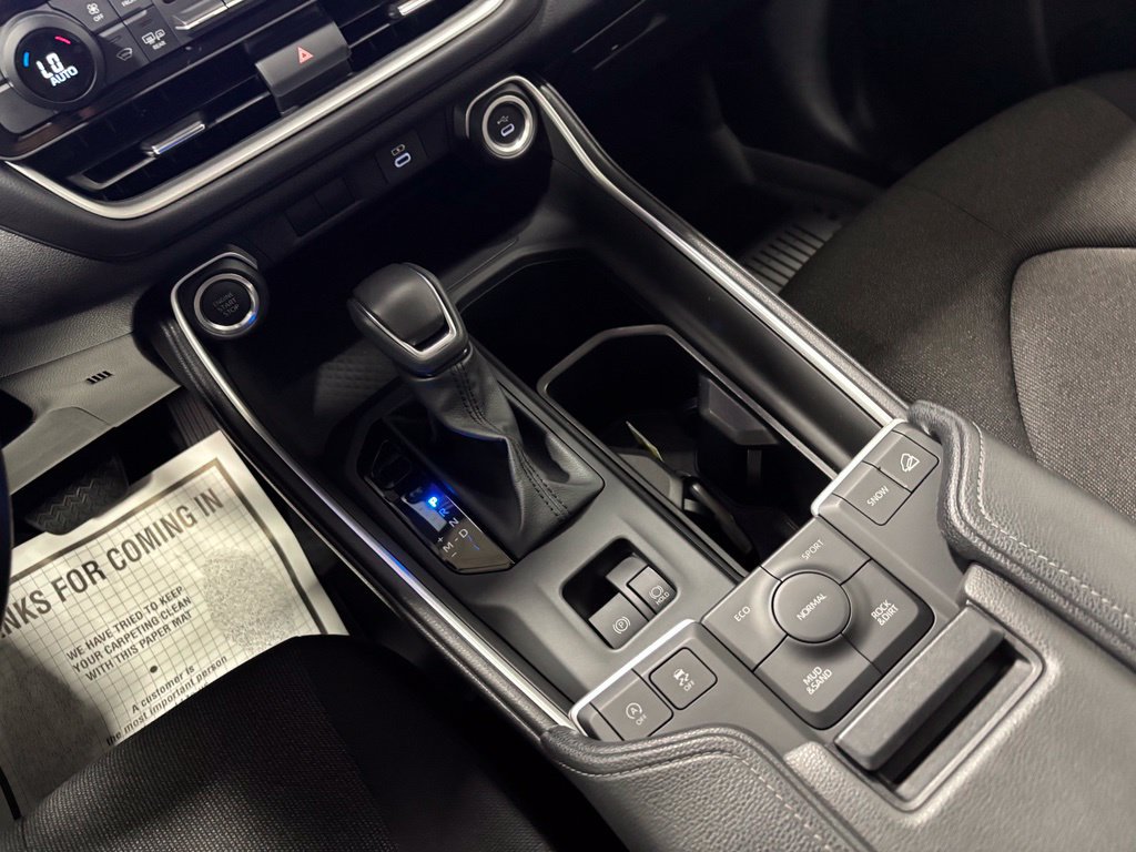 Used 2026 Toyota Grand Highlander AWD image 40
