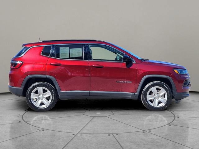 Certified 2022 Jeep Compass Latitude w/ Sun and Sound Group image 13