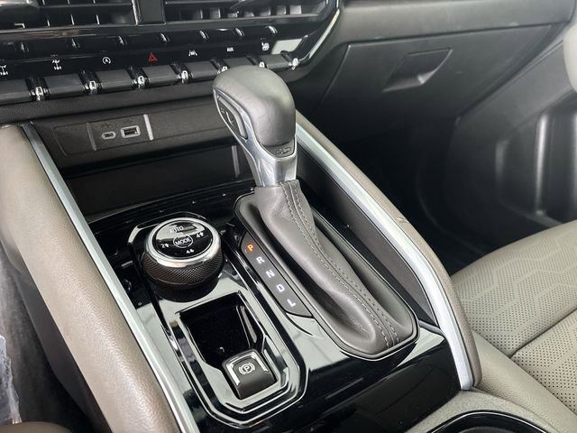 Certified 2023 Chevrolet Colorado ZR2 w/ ZR2 Convenience Package III image 28