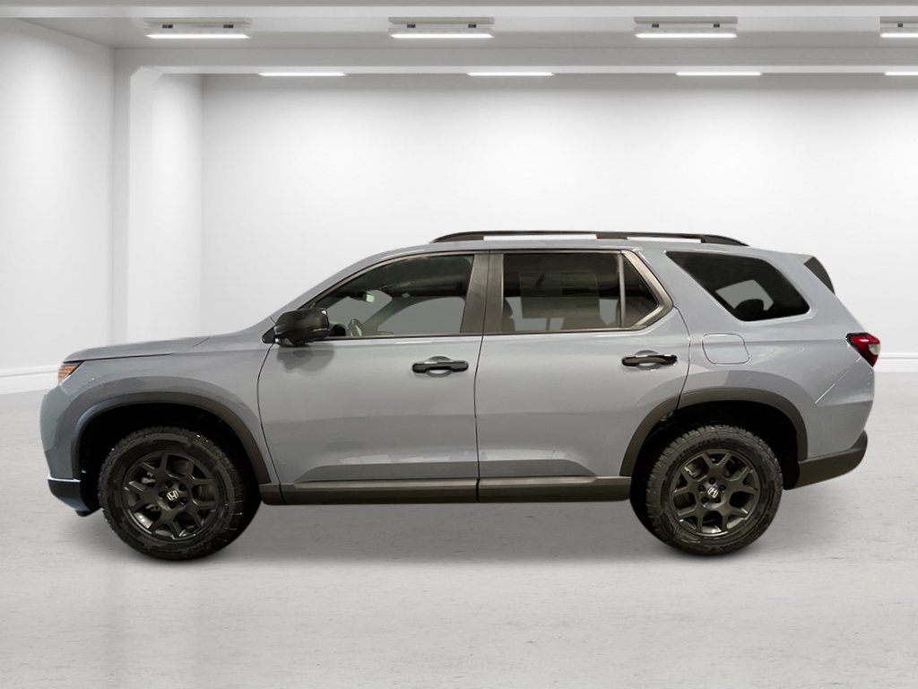 New 2026 Honda Pilot TrailSport image 2