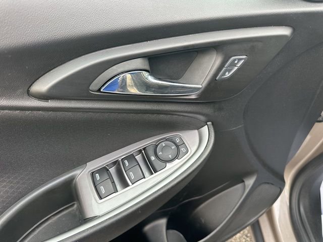 Certified 2024 Chevrolet Malibu LT image 9