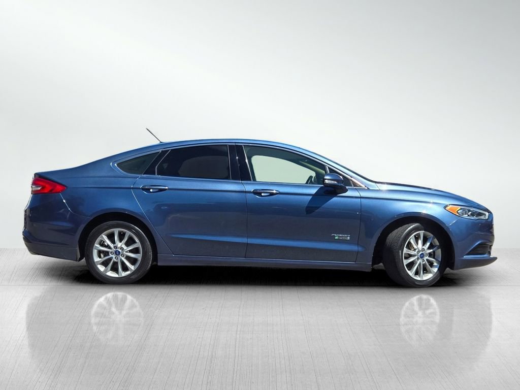 Used 2018 Ford Fusion Energi SE image 3