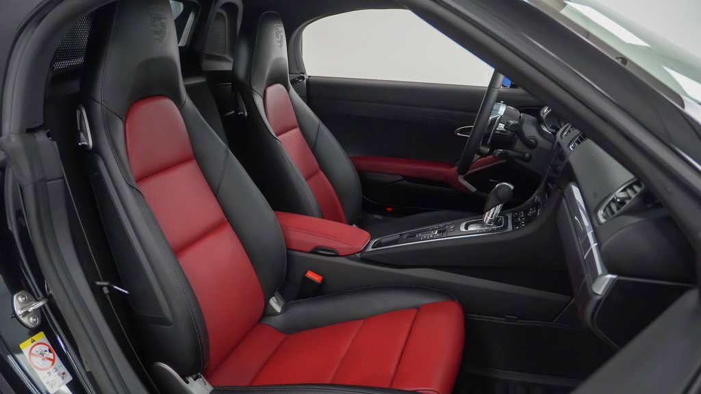 Used 2025 Porsche 718 Boxster image 18