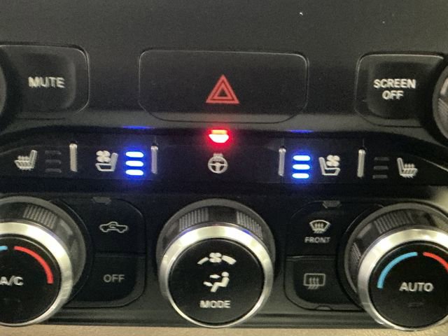 Used 2020 RAM 1500 Laramie image 43