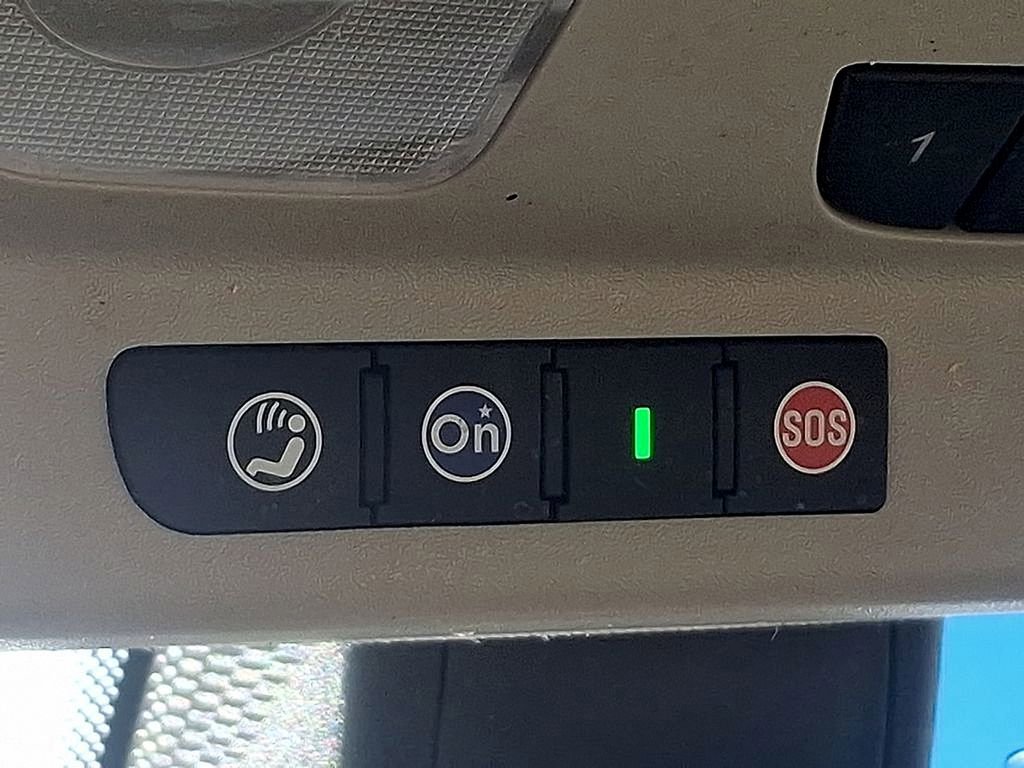 Used 2020 Buick Envision Essence image 30