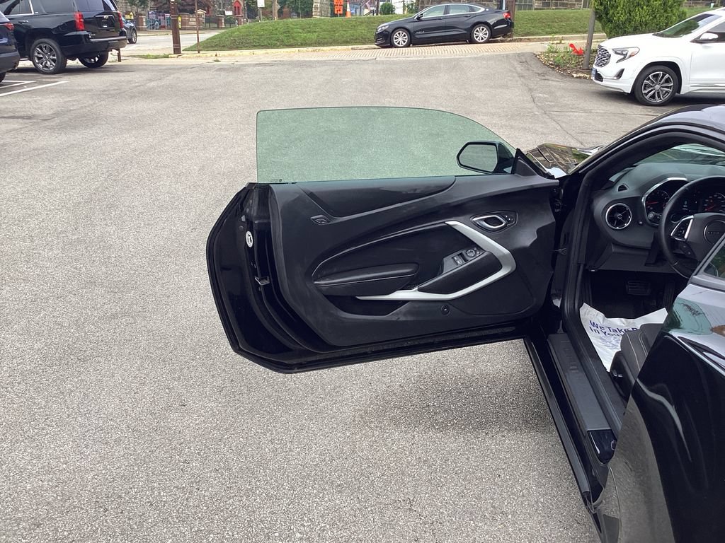 Used 2018 Chevrolet Camaro LT w/ RS Package RWD image 15