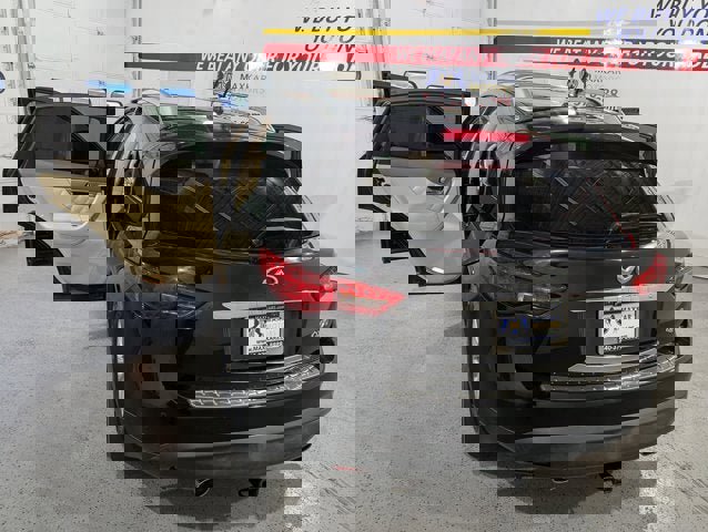 Used 2017 INFINITI QX70 AWD w/ Premium Package image 13