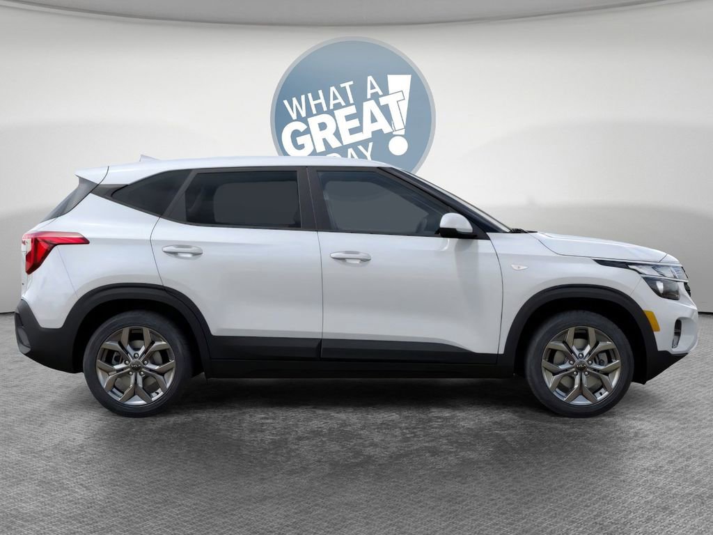 New 2026 Kia Seltos LX image 7