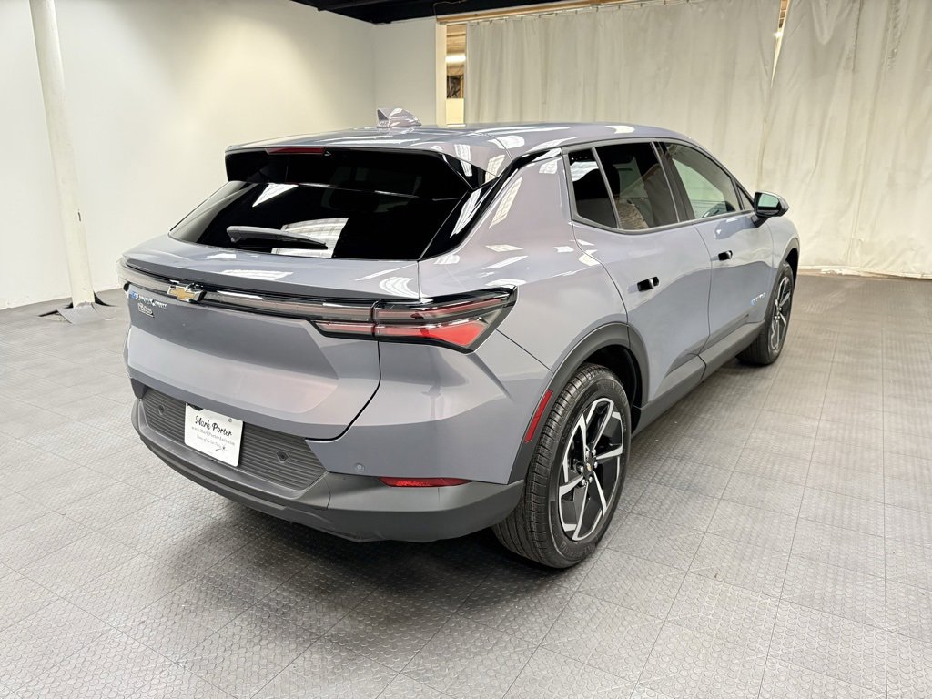 New 2026 Chevrolet Equinox EV LT image 6