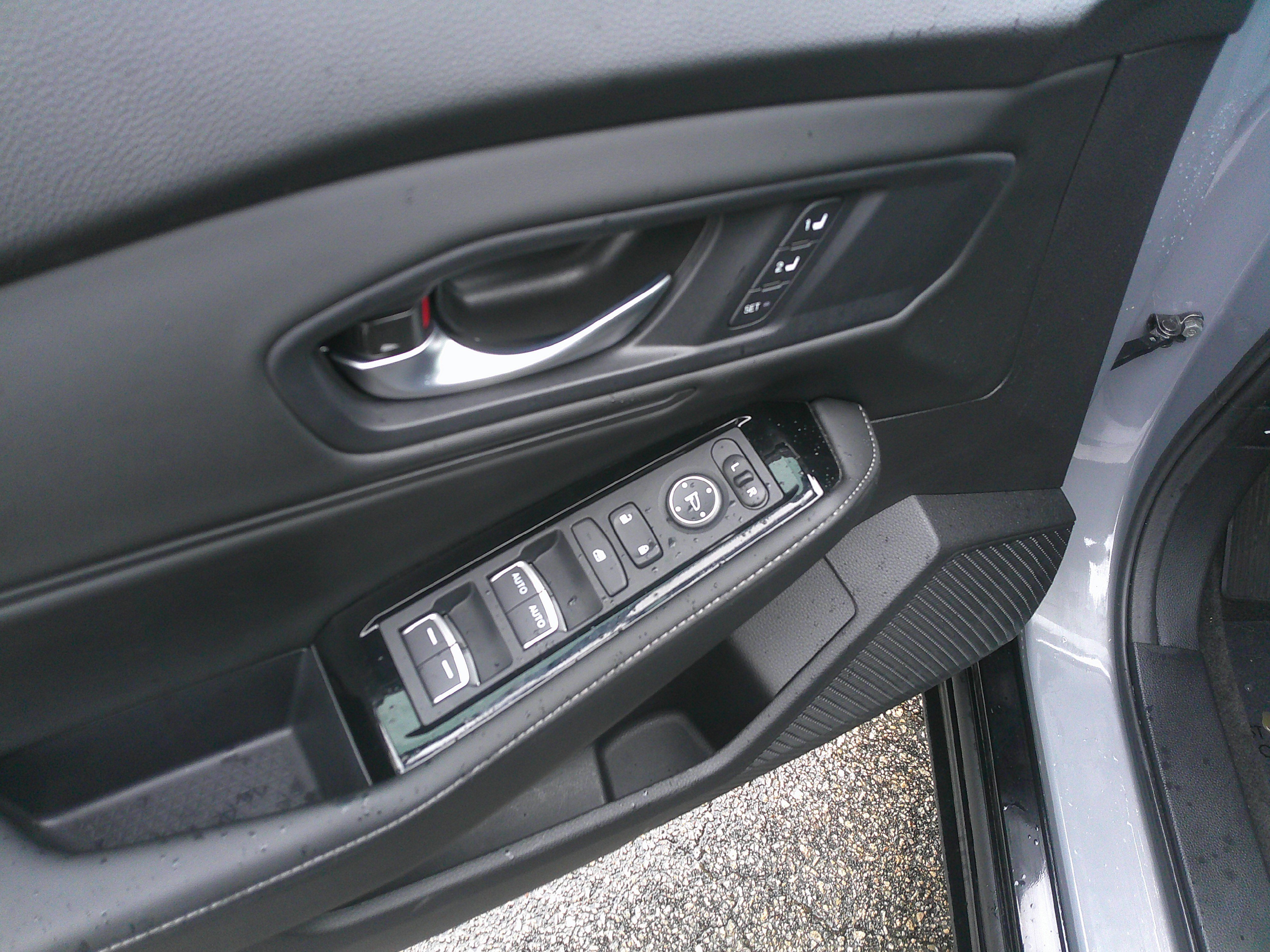 Used 2025 Honda Accord Touring image 16