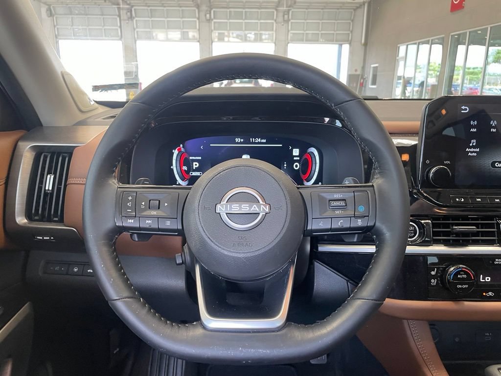 Certified 2024 Nissan Pathfinder Platinum w/ Cargo Package AWD/4WD image 14
