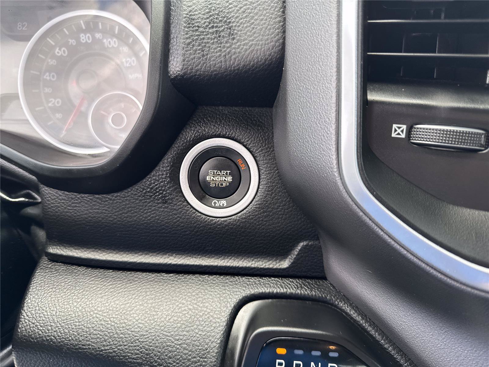 Used 2022 RAM 1500 Big Horn AWD/4WD image 23