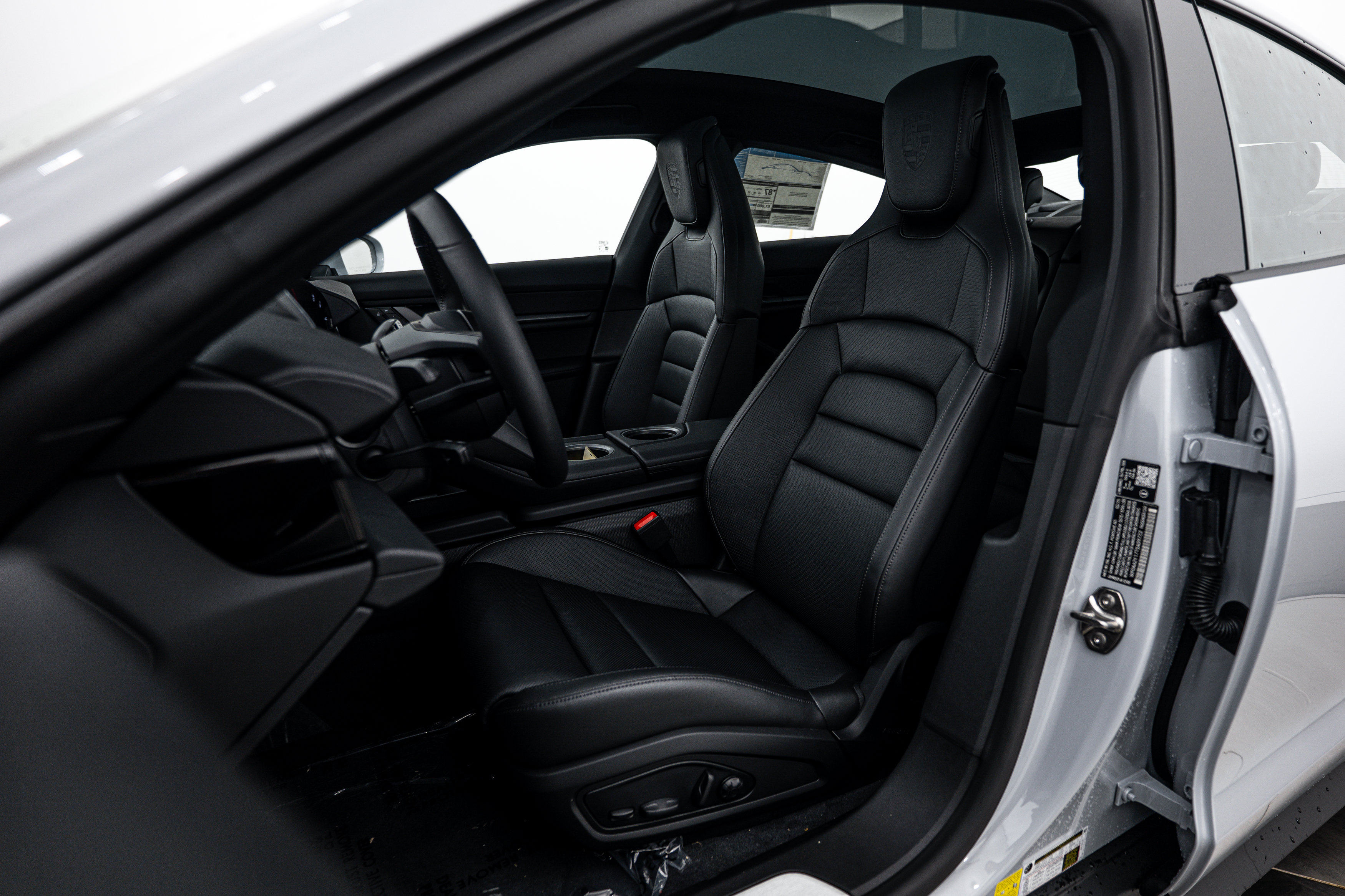 New 2026 Porsche Taycan AWD/4WD image 5