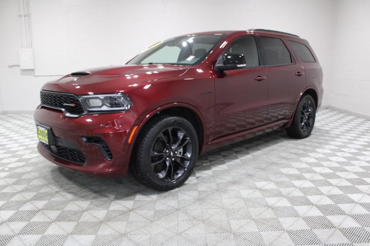 Used 2025 Dodge Durango R/T w/ Blacktop Package AWD/4WD image 8