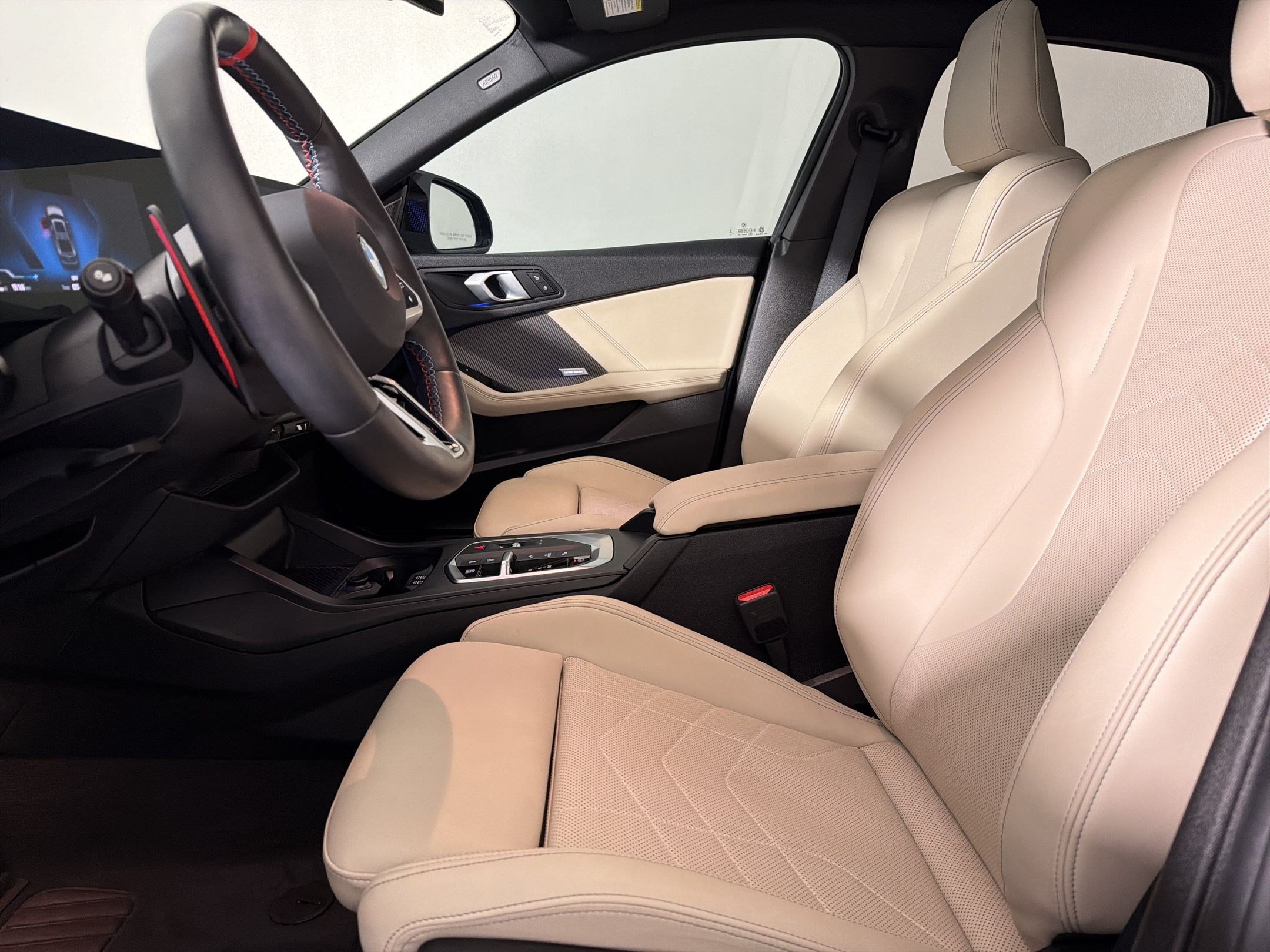 Certified 2025 BMW M235i xDrive w/ Premium Package AWD/4WD image 5