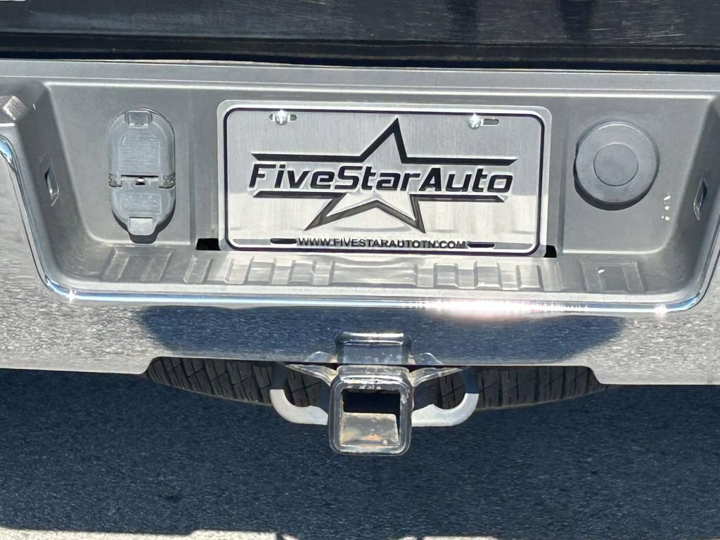 Used 2017 Chevrolet Silverado 1500 LT w/ All Star Edition AWD/4WD image 13
