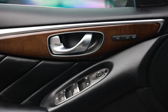 Used 2015 INFINITI Q50 w/ Technology Package image 46