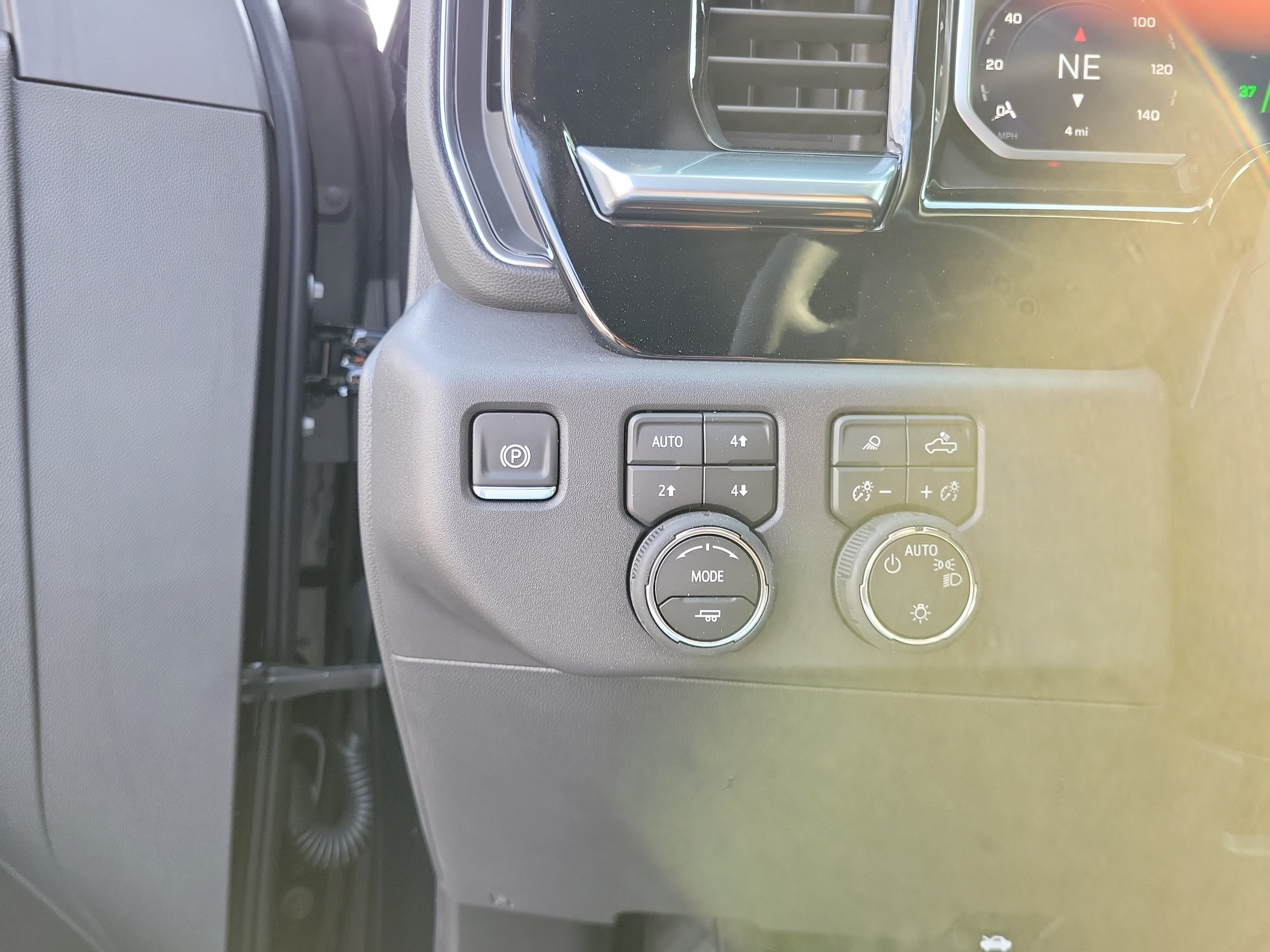 New 2026 Chevrolet Silverado 1500 LT w/ All Star Edition Plus AWD/4WD image 20