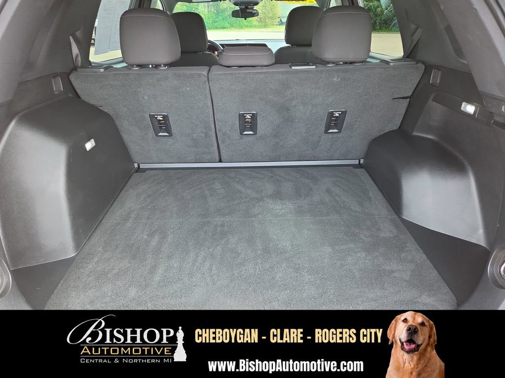 Used 2026 GMC Terrain Elevation AWD/4WD image 25
