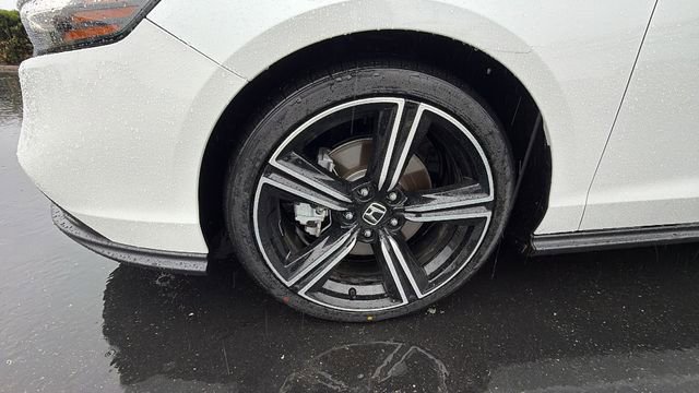 Used 2023 Honda Accord Sport image 10